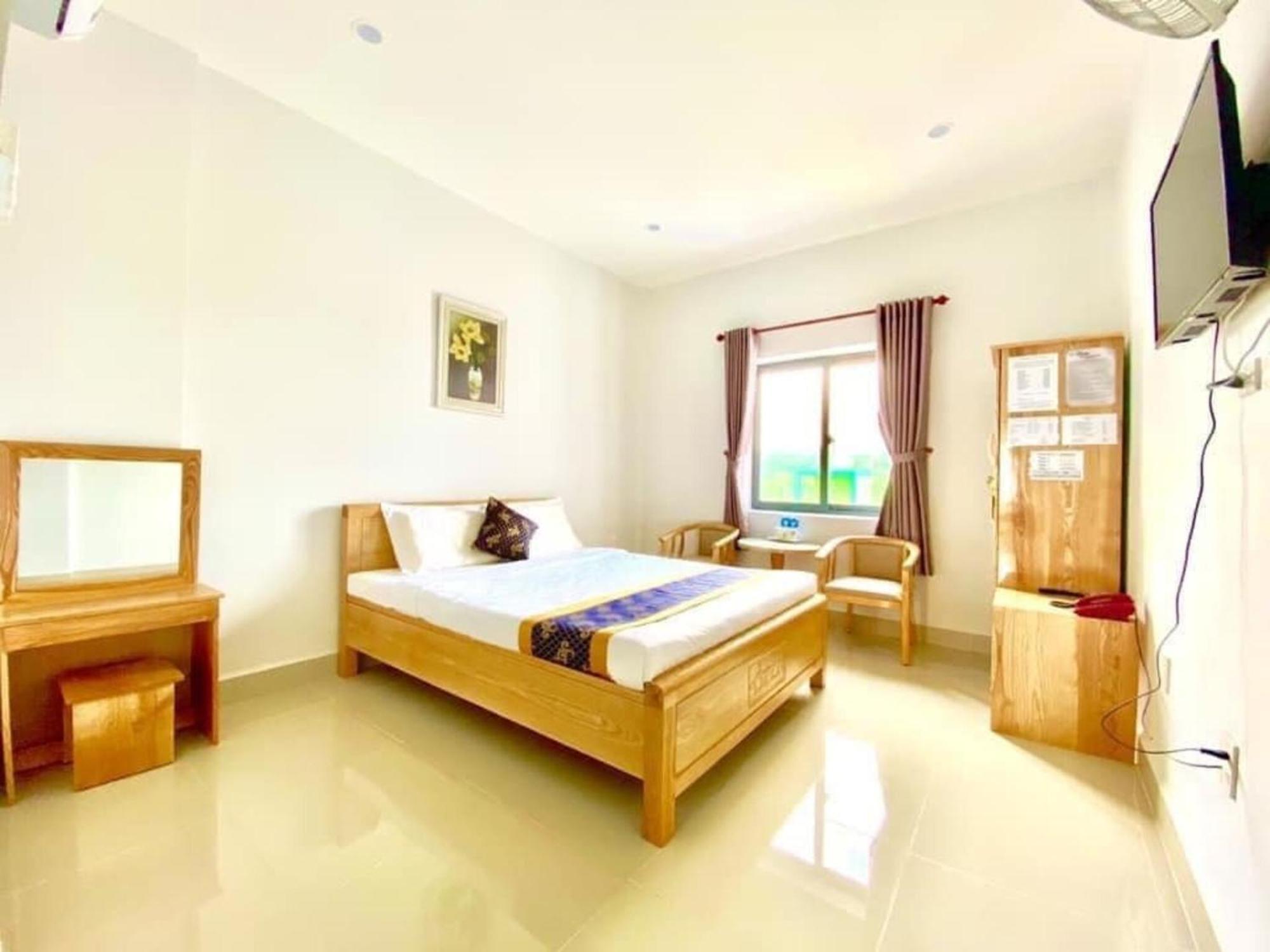 Bien Dong Hotel Dao Phu Quy Cu Lao Thu Екстериор снимка